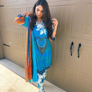 Blue 3-Piece Printed Dress with Embroidery